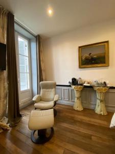Maisons d'hotes Chateau de Courmelois Champagne Guest House : Suite Deluxe