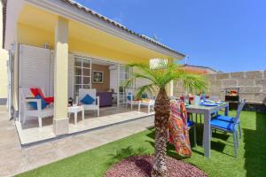 Villa Atenas by Villa Plus