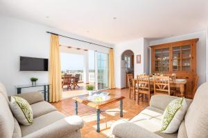 Villa Mirador by Villa Plus