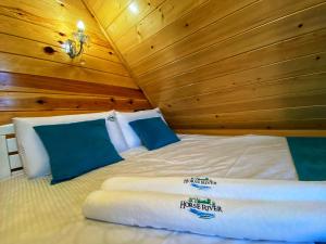 Luxury Villa HORSE RIVER