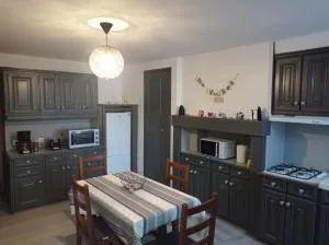 Chez Simone - 勒特雷波尔