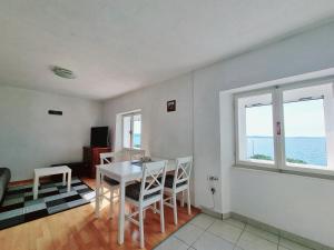 Vitos Sea View Apartment