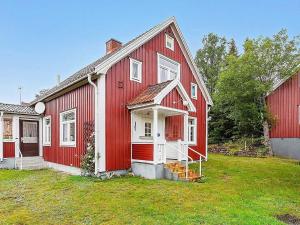 7 person holiday home in BRUZAHOLM-By Traum