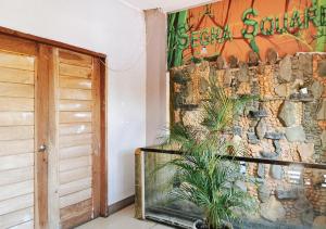 RedDoorz Segra Square Pension House