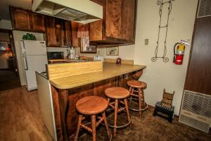 Cedar Pines-1529 by Big Bear Vacations