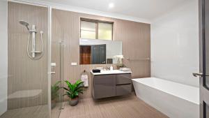 Nelson Bay CBD Oasis 13 Government Rd