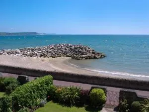 Weymouth Bay Apartment A - Overcombe