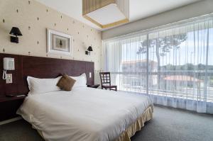 Double Room room in Hotel du Parc