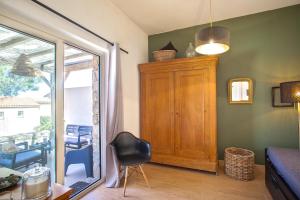 Appartements Les Lauriers Roses : photos des chambres