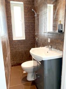 Maisons de vacances Maison spacieuse avec jardin a Saint-Brice-sous-Foret : photos des chambres