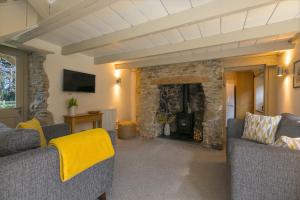 The Annex - Trewolla Cottage