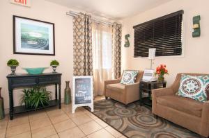 Sonesta Simply Suites Garden Grove Anaheim