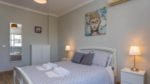 Comfort 1BDR Apartment WPool by LovelyStay