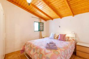 La Cueva de Tito-Casa Cueva en plena naturaleza