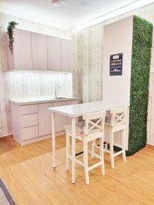 THRE @ Tiara desaru [Private Apartment with Beach]