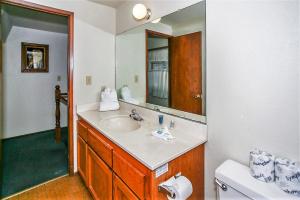 Breezy Estate-114 by Big Bear Vacations