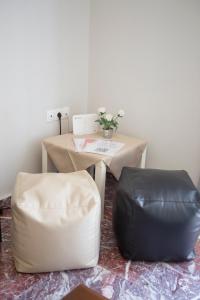 Dounavis Homes - The Ano Syros view