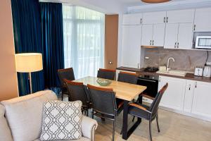 Lawyers Apartment Alz