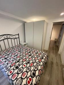 Estudio Las Flores by Cadiz Time