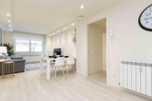 The Rentals Collection - River