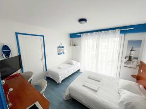 Hotels Hotel les Alignements : photos des chambres