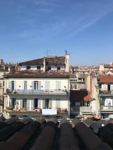 Appartements Grand studio avec vue sur notre Dame de la garde : photos des chambres