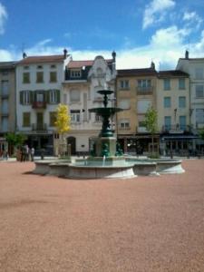 Le Cheylard, appartement spacieux et lumineux