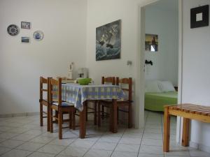 Eleftheria Studios and Apartments