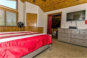 Grandpas Axe-1775 by Big Bear Vacations