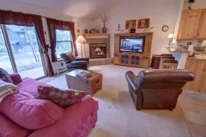 Snake River 42 by SummitCove Lodging - Keystone