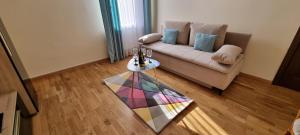 Happy Mood Apartments