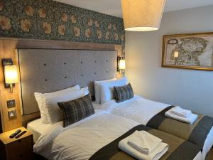 Twin Room with Private Bathroom room in Queens Head Inn Tirril