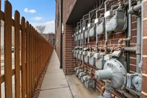 Sunlit Studio Apt in Chicago - Broadway 301