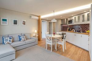 The Boats Apartment by An Island Apart