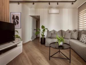 Point Ephemere Beachfront Apartments