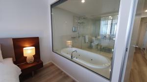 OceanView Oasis 2BR Apt - 5Mins to Beach - Family Resort