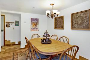 Ski Time Getaway-1848 by Big Bear Vacations