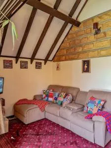 The Annex at 64 : Cozy, rustic cottage/treehouse - Kiambu