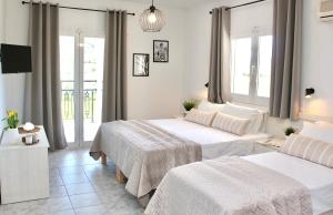 Folk Studio at Regina Apartments - Apartmány, Alikanas