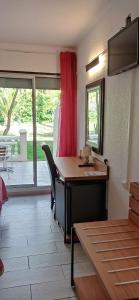 Hotels Brit Hotel Confort Helios Agde : photos des chambres