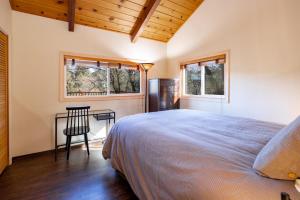 Black Oak Cabin #1977 by Big Bear Vacations