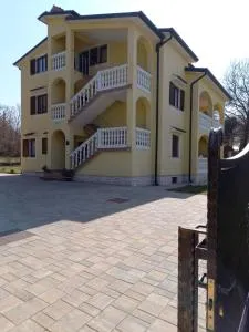 Apartment Smajlovic - Kukci