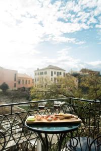 Deluxe Town Hall Square Flat in Historical Center 2