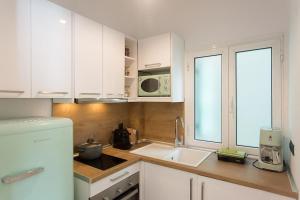 Deluxe Town Hall Square Flat in Historical Center 2