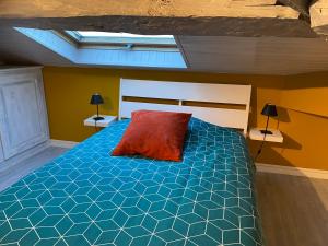 B&B / Chambres d'hotes B&B Insolite entre Lyon et aeroport : photos des chambres