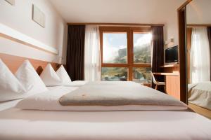 Double Room room in Hotel Manggei Designhotel Obertauern