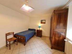 Maisons de vacances Gite Clery-Saint-Andre, 5 pieces, 6 personnes - FR-1-590-12 : photos des chambres