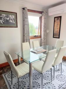 Central to CBD CoSheirm Apartments On Merri - 4hvězdičkové hotely ve městě Warrnambool