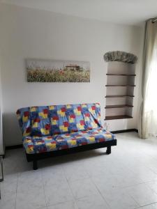 Monolocale con giardino e parcheggio privato CITRA zero zero ottanta trentuno LT 0281