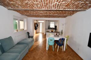 Kats Lodge - Cozy 3 Bedroom House in Central Sighisoara